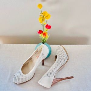 Levity 8.5 Leather Diamond Laser Cut pOut Stacked Wooden Heels